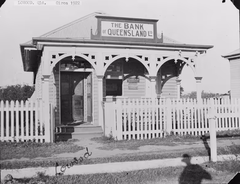 File:Bank of Queensland in Lowood, 1922.tiff