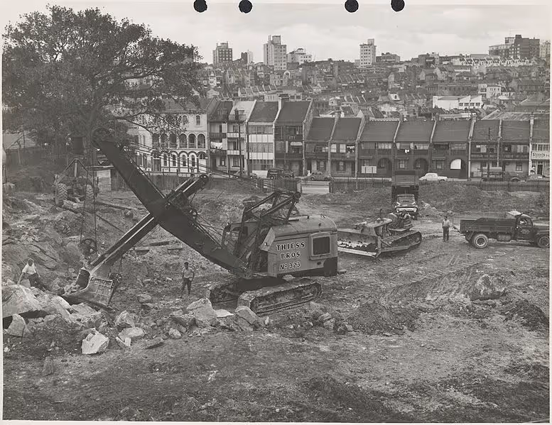File:Thiess Bros. digging machine excavating during construction of the Domain carpark, Woolloomooloo, New South Wales, ca. 1956. - Thiess Bros. Pty Ltd (9781208346).jpg