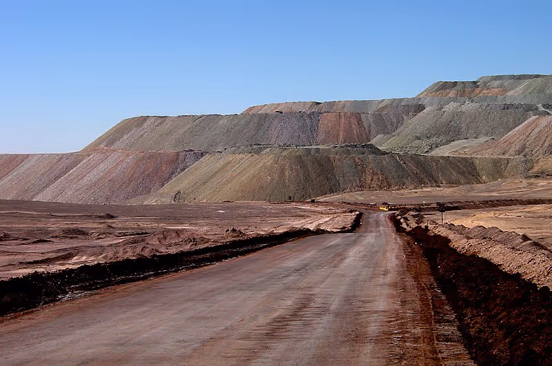 File:Mina La Escondida (Chile).jpg