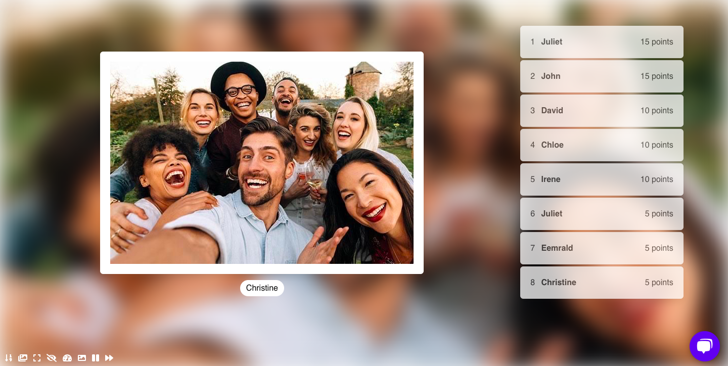 photo scavenger hunt app features