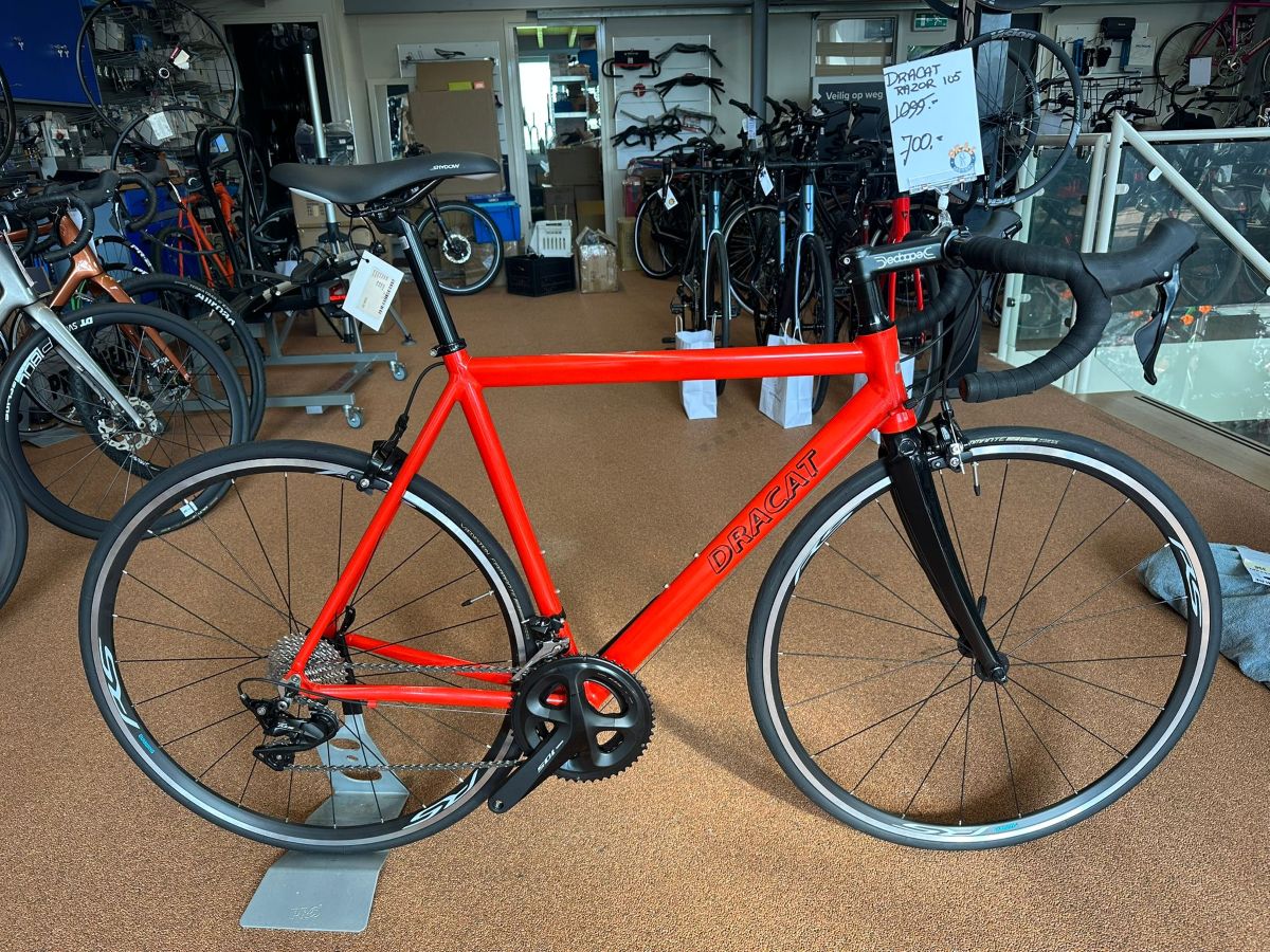 Dracat Razor Racefiets