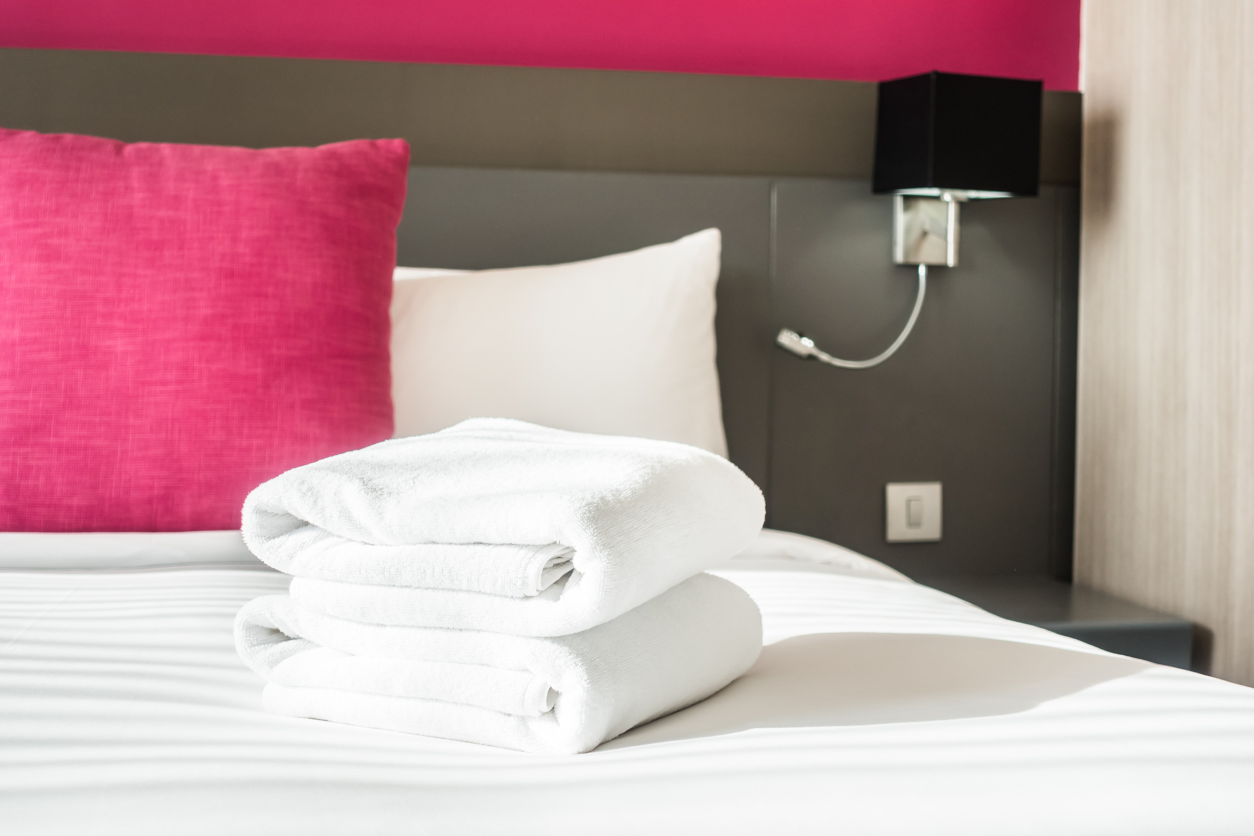Beyond Airbnb: Alternative Booking Channels Aussie Hosts Should Be Using