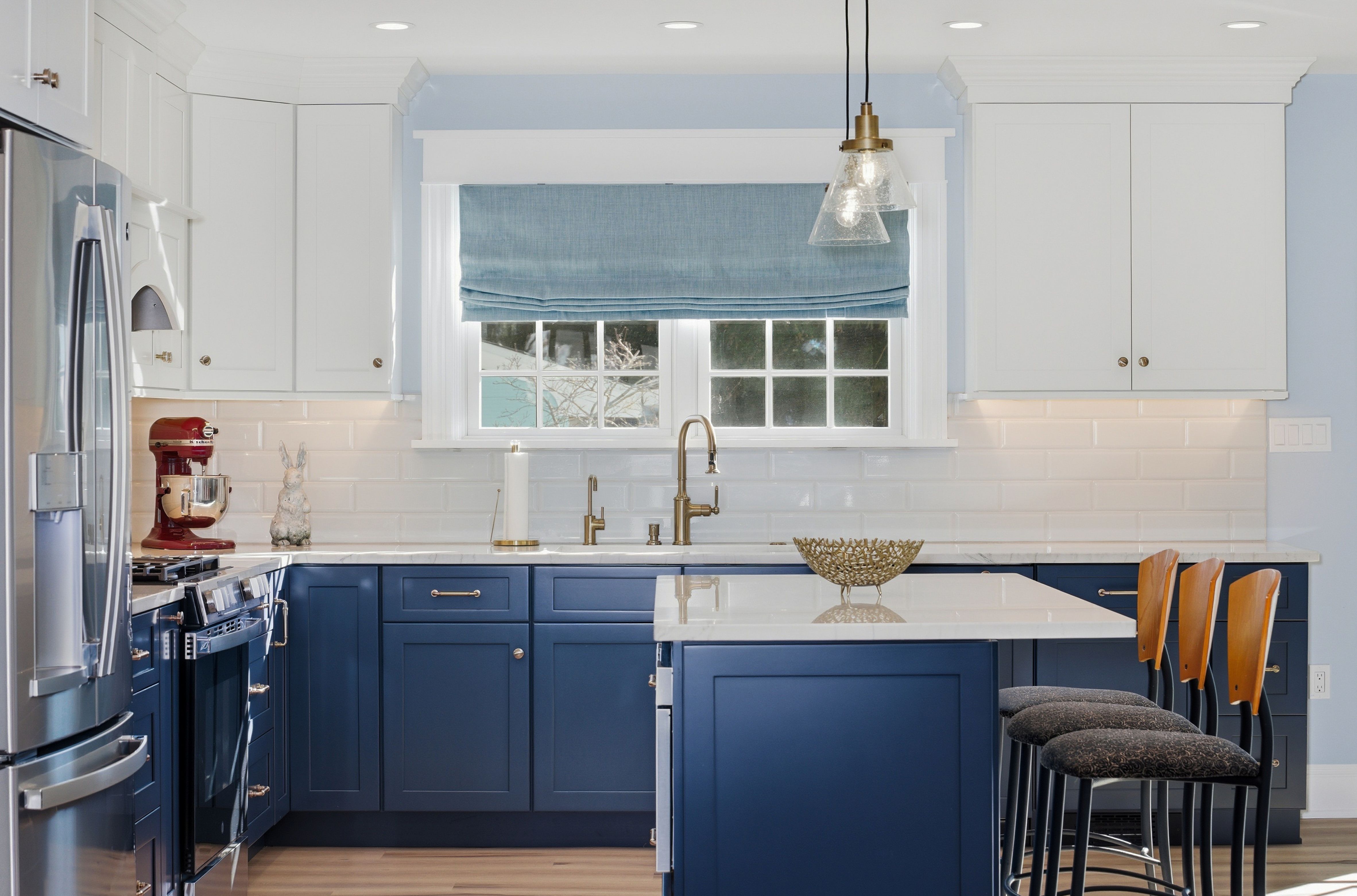 Design Spotlight: Blue & White Coastal Kitchen 