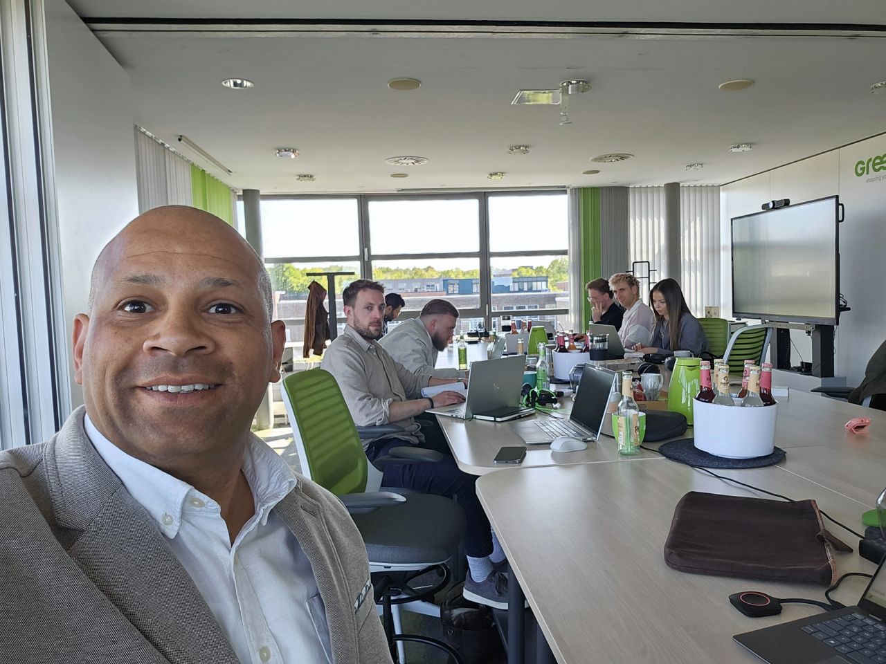 Das Sales-Bootcamp: Wie man 9 Quereinsteiger in 8 Wochen auf 59 Neukundentermine bringt