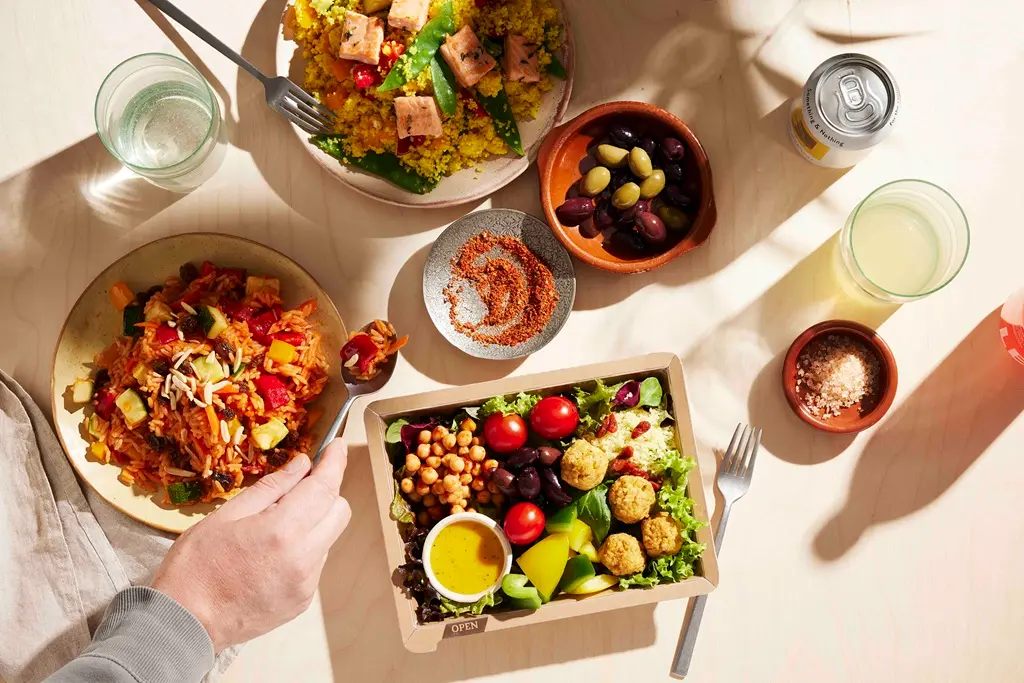 foodji food vending machine table scene