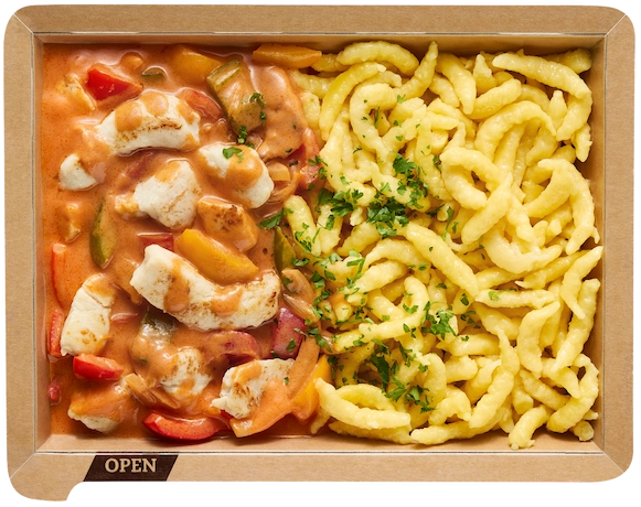 Paprika-Rahmgeschnetzeltes mit Spätzle