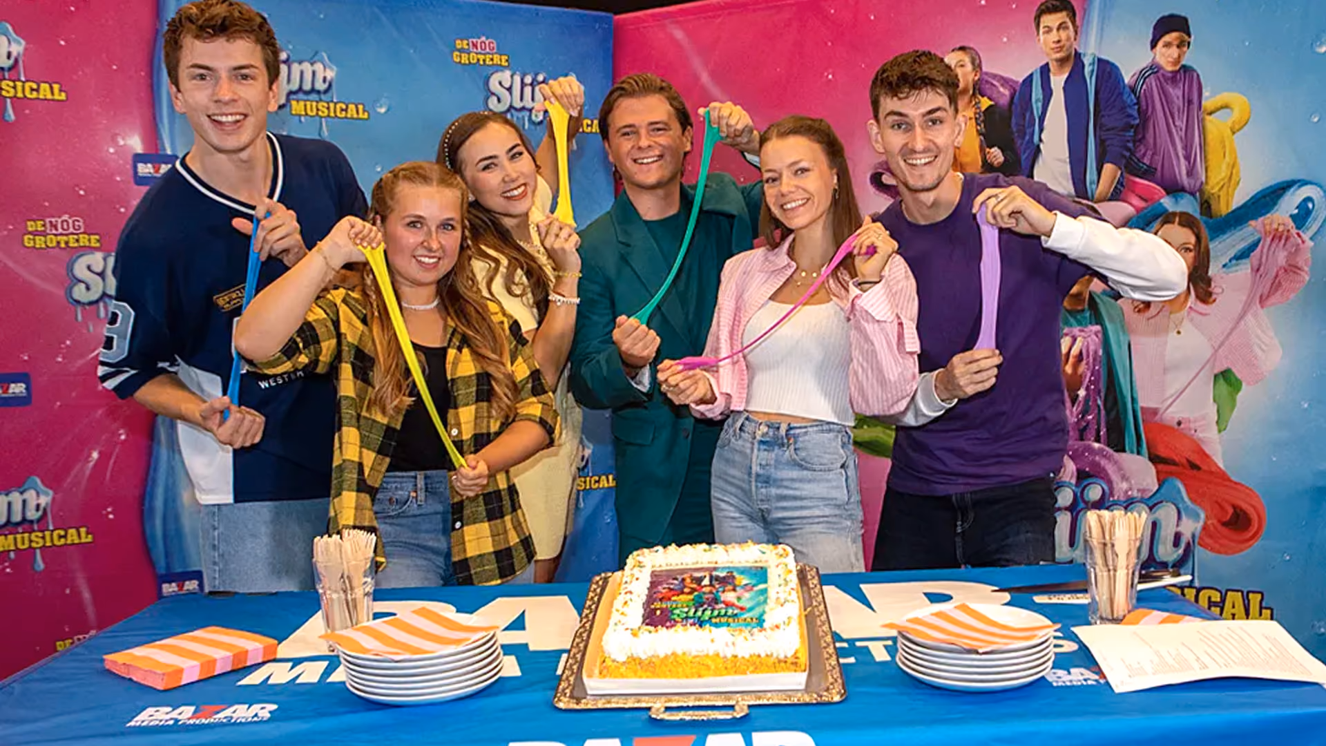 Matheu Hinzen als Benji tijdens De NÓG Grotere Slijmmusical