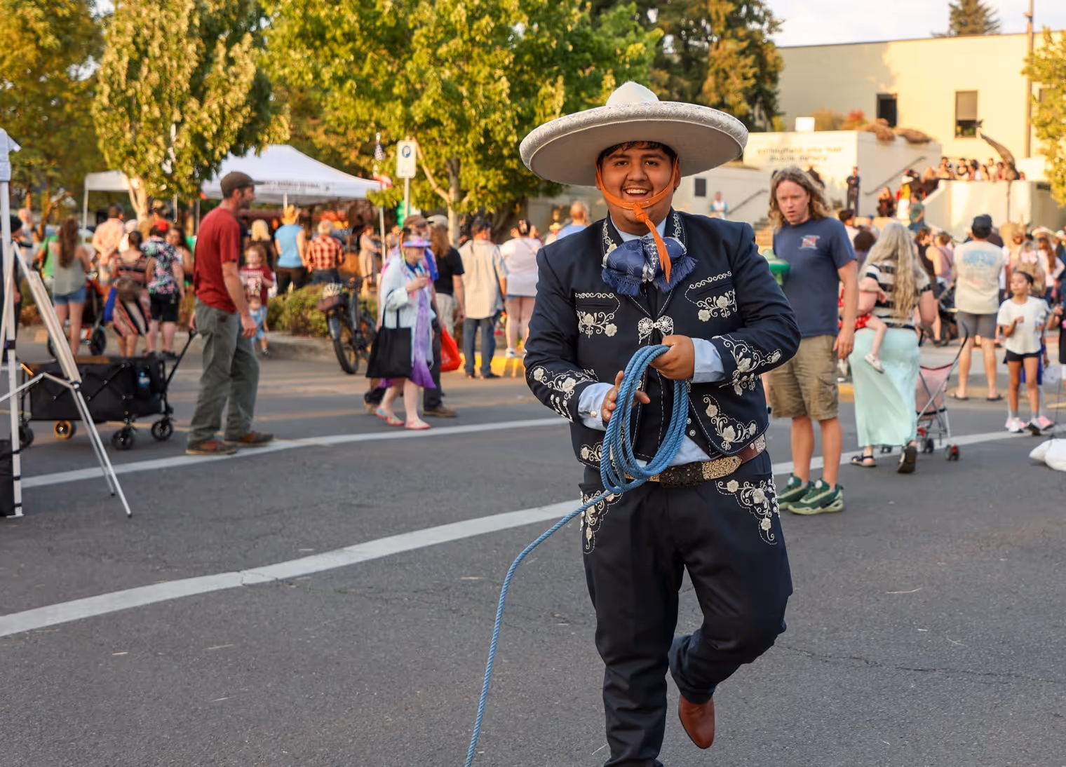 Herencia Hispana 2025 in Downtown Springfield Oregon City of Springfield LIbrrary Plaza