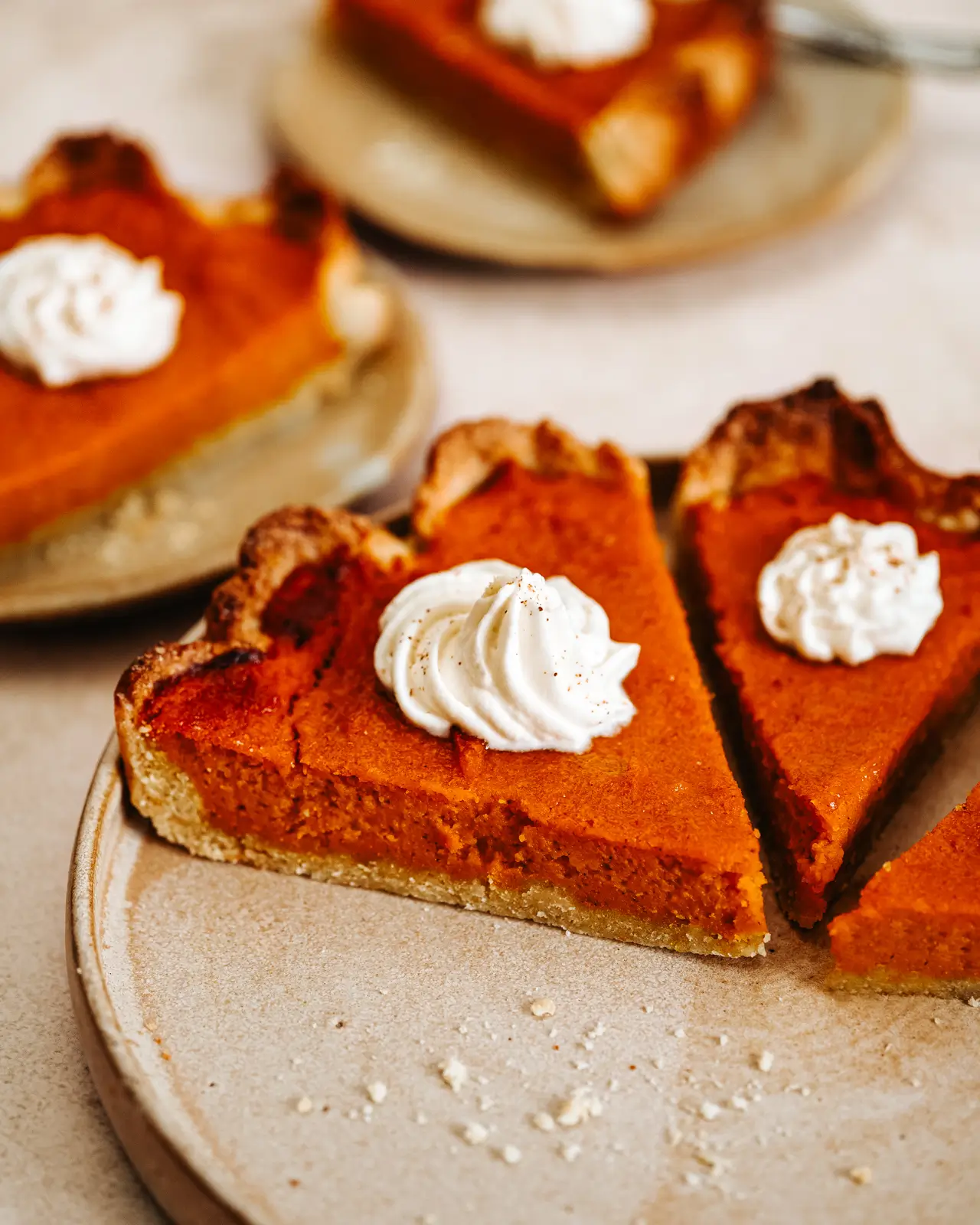 Tarte potimarron dans une ambiance photo chaleureuse