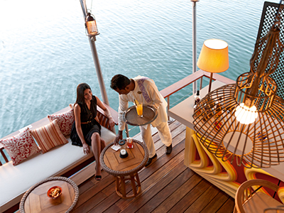 Floating Bar