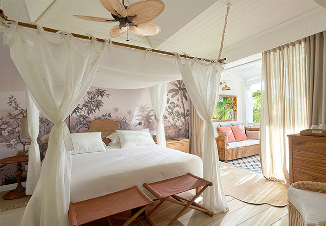 Deluxe Premium Room Bedroom