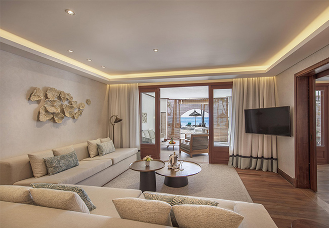 Senior Suite Beachfront