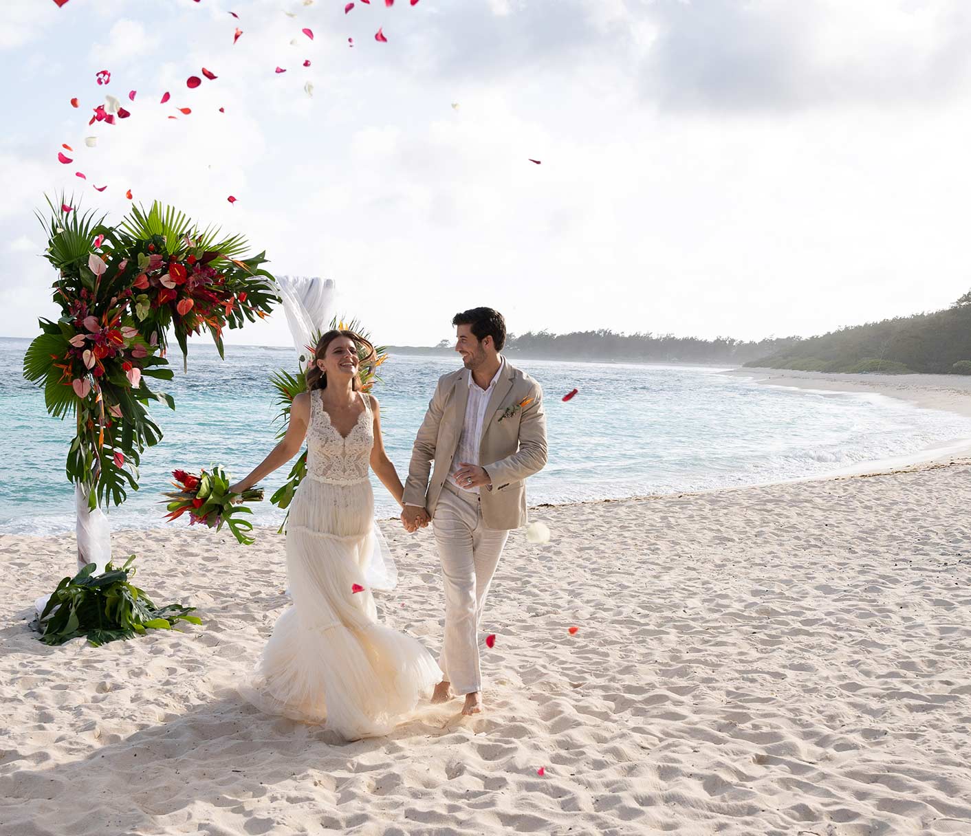 Shandrani Beachcomber wedding couple on the Wild Beach