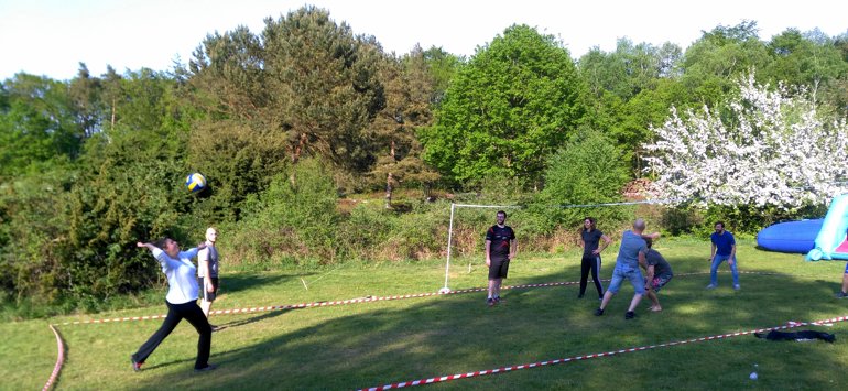 kick off voleyball