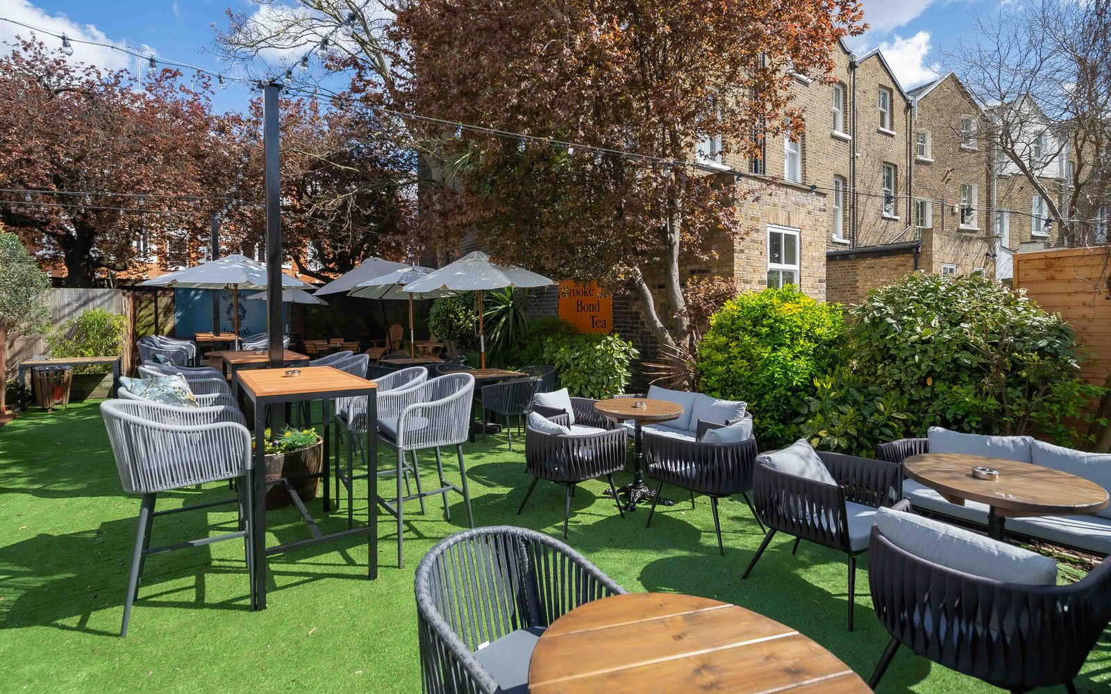 The Bridge | Traditional English Pub in Barnes
