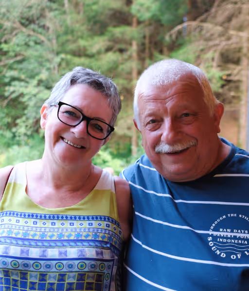 Photo of Chantal and Joël, who are part of the hospitality team at Nutchel Les Ardennes