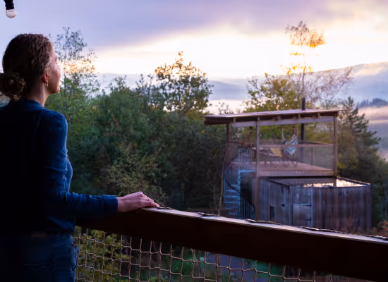 A woman traveling solo as a woman reconnects with herself