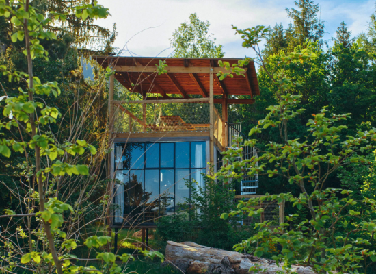 Canopy cabin in the woods in Alsace, with a rooftop terrace and a free sauna session included in every stay