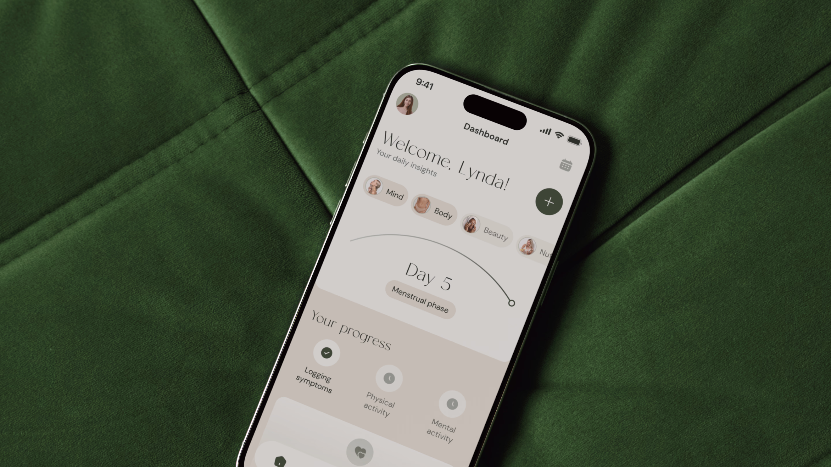 Ahlya cycle-syncing app dashboard showing daily insights and menstrual phase tracking