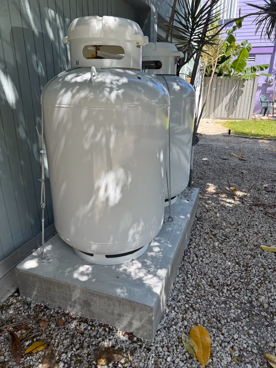 Propane tank fuel supply installation for generator in Summerland Key