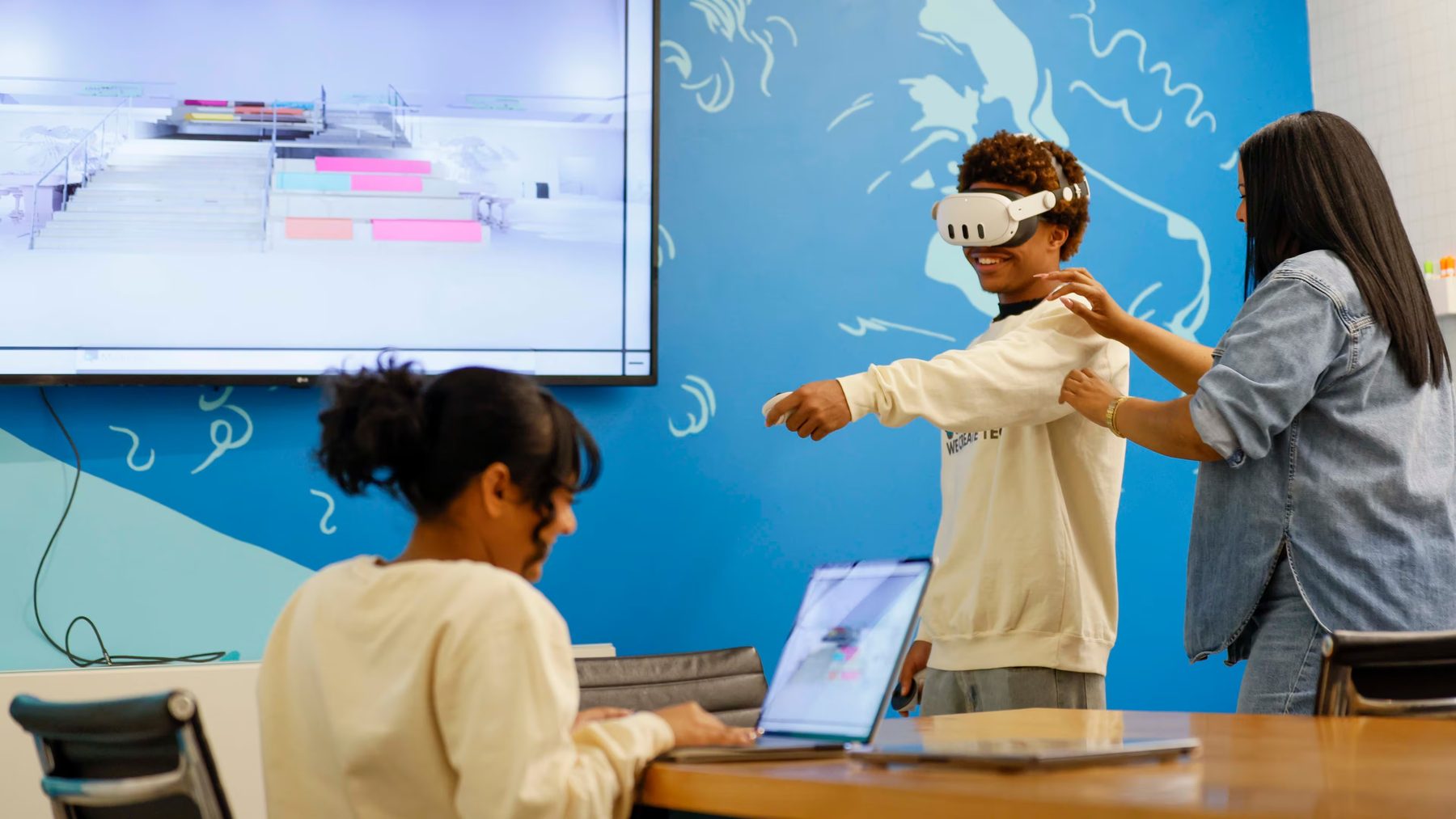 We Create Tech students in a VR class at Plywood