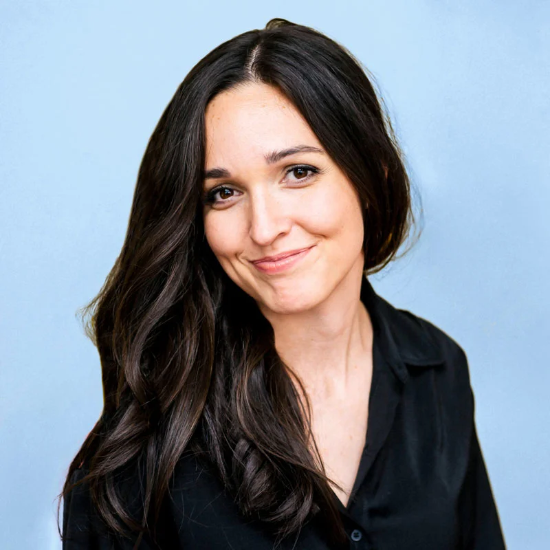 Emma Hubanks, founder of Luma Liz and small business strategist, professional headshot.