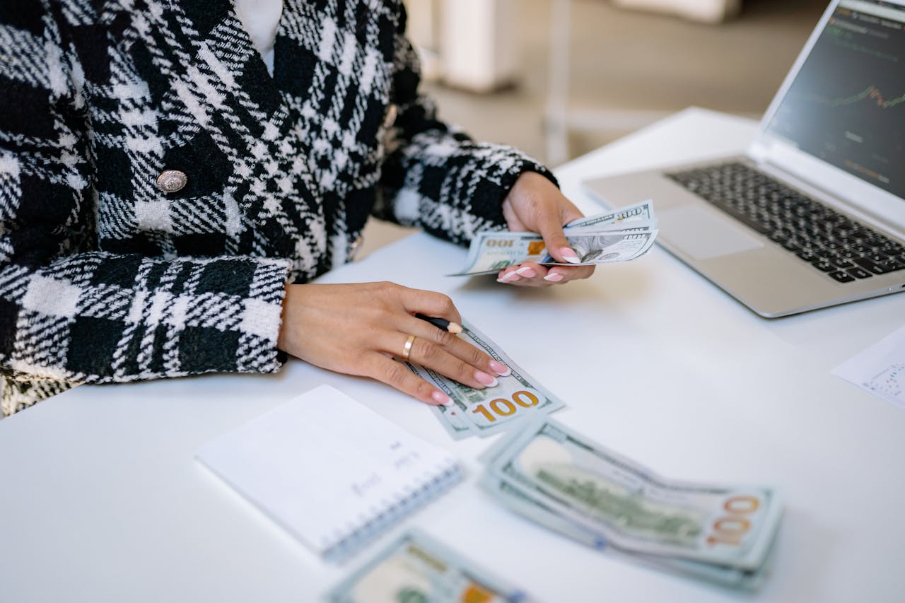 Discover what a dependent is and some practical tips.