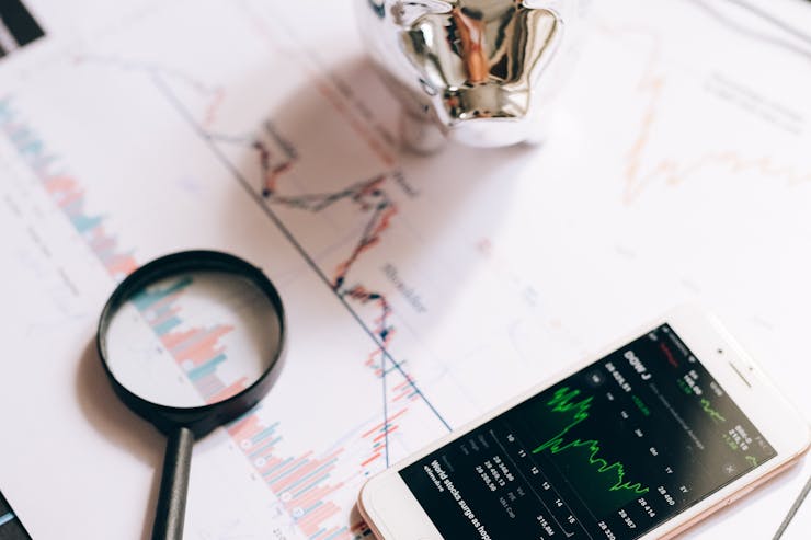 Discover what royalties are and how they work.