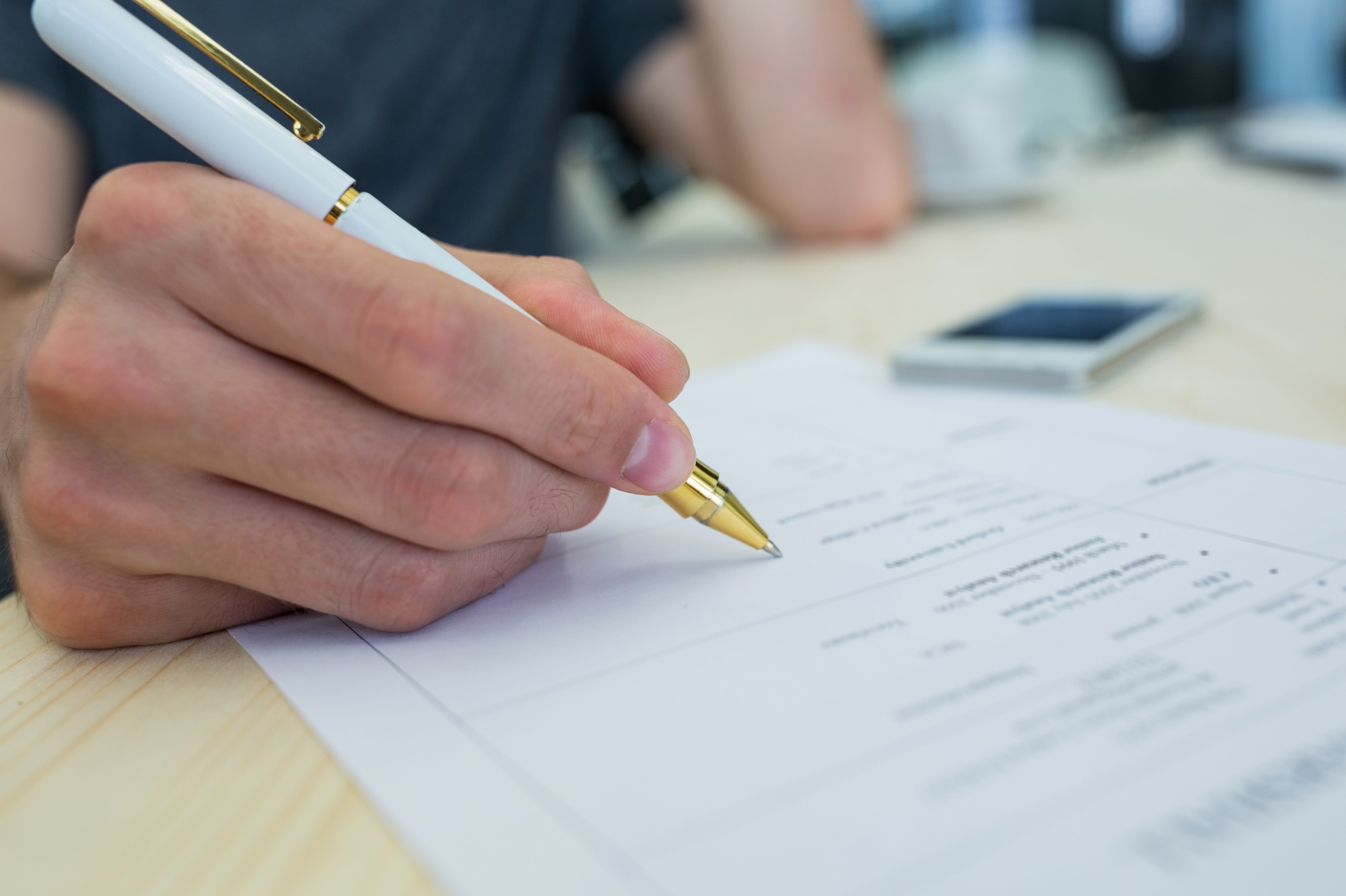 El Formulario 990 informa al IRS sobre datos clave relativos a las organizaciones exentas de impuestos.