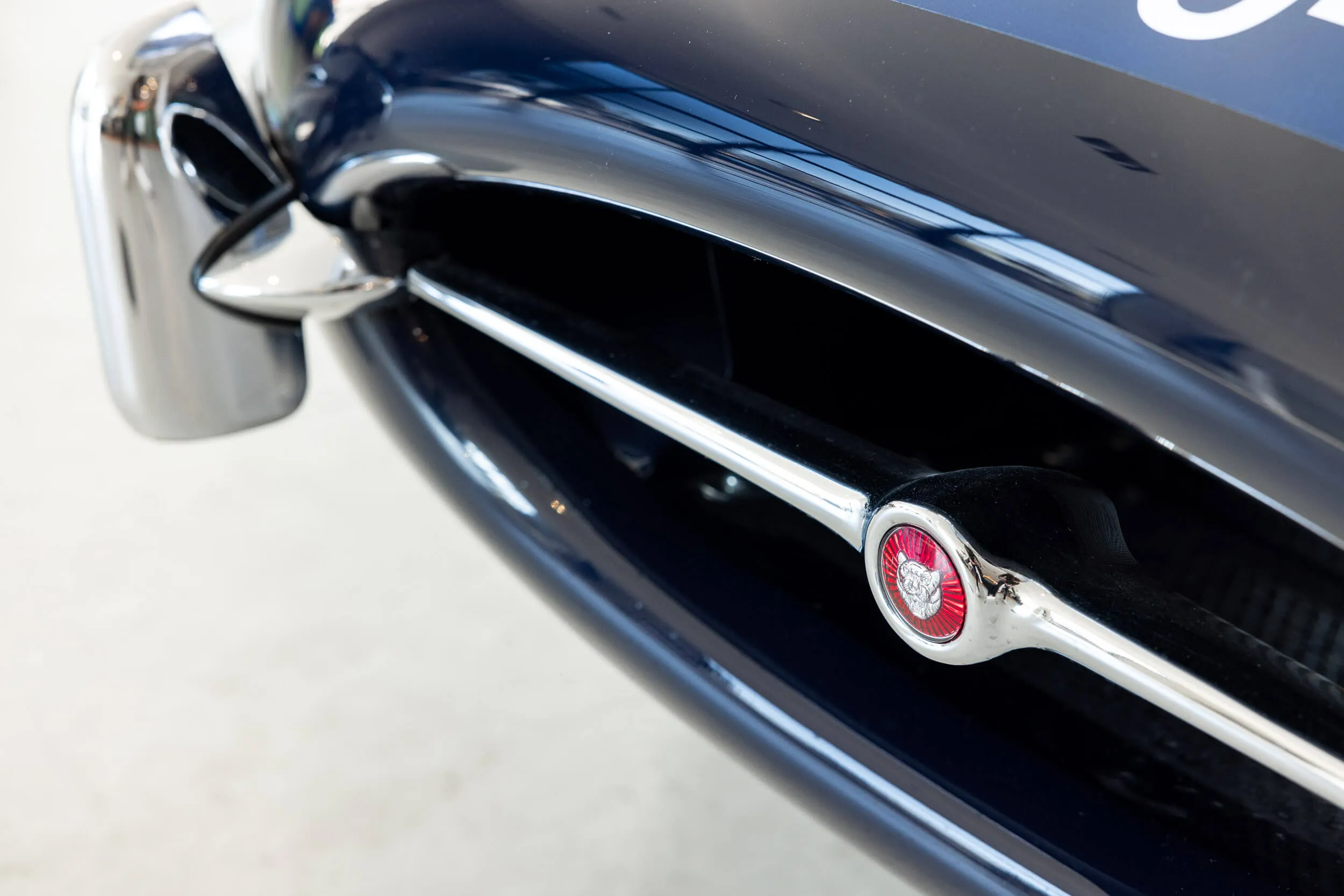 Detail grill view of Jaguar E-Type Series 1 OTS 1967 Dark Blue