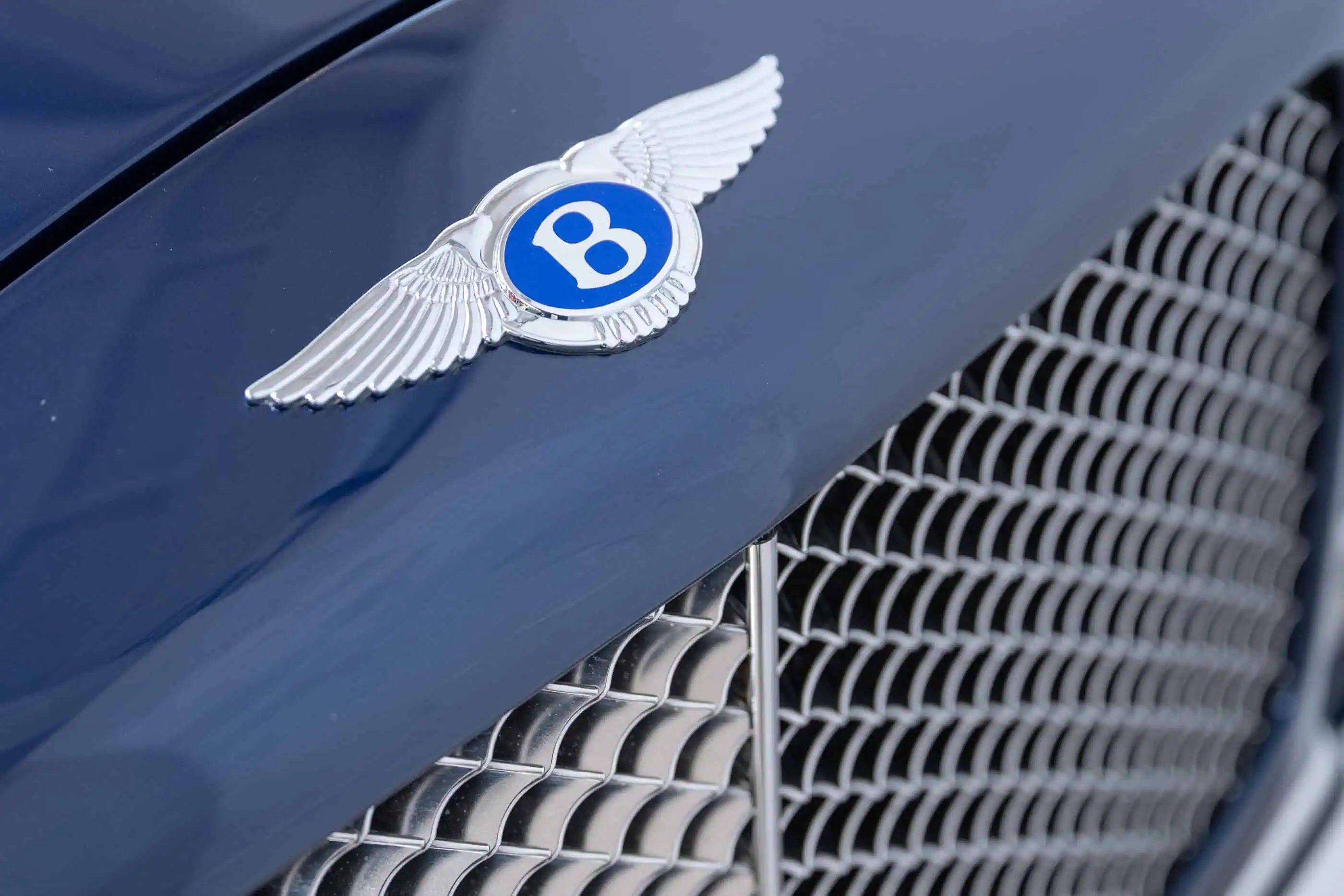 exterieur detail view of Bentley Azure LHD