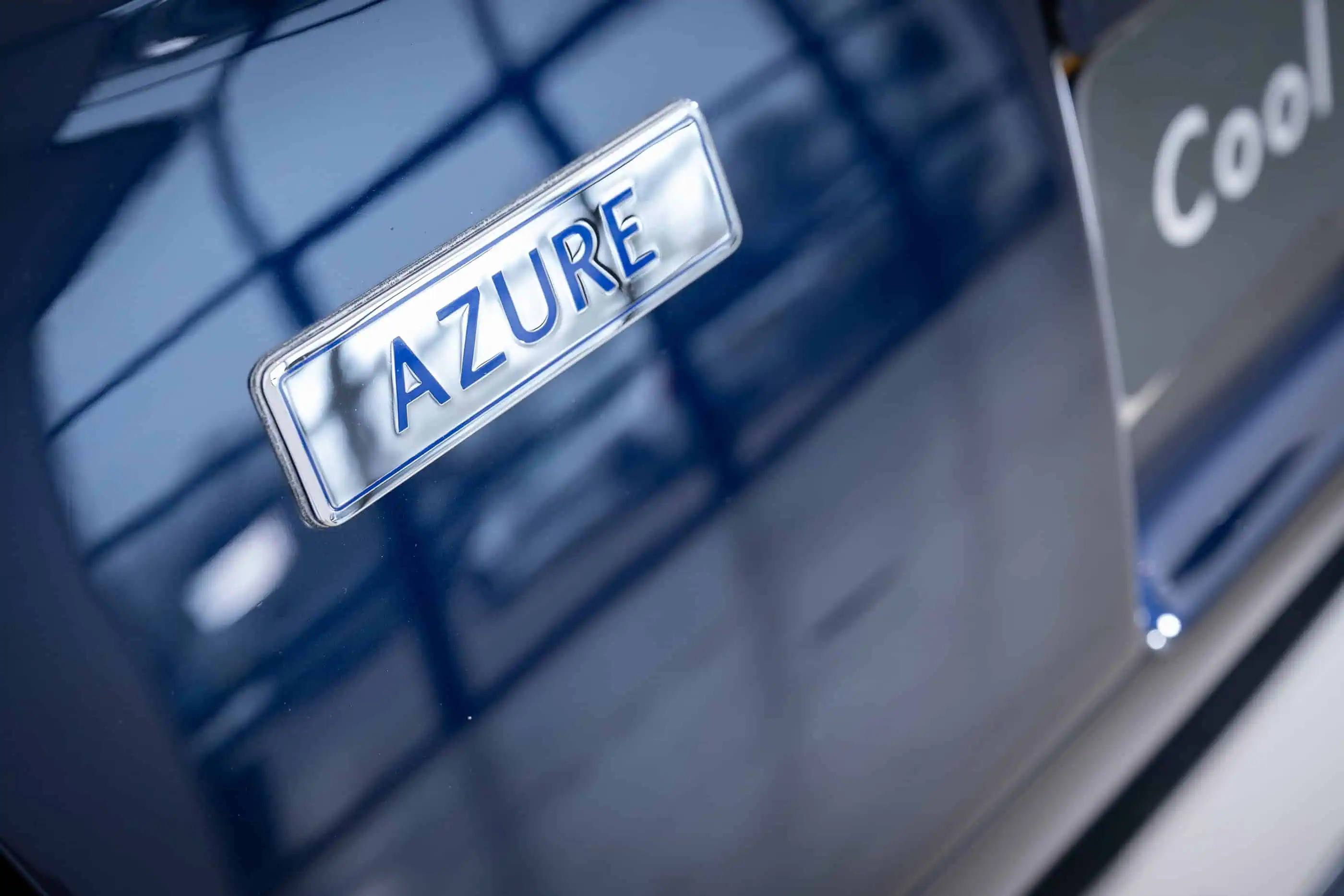 exterieur detail view of Bentley Azure LHD