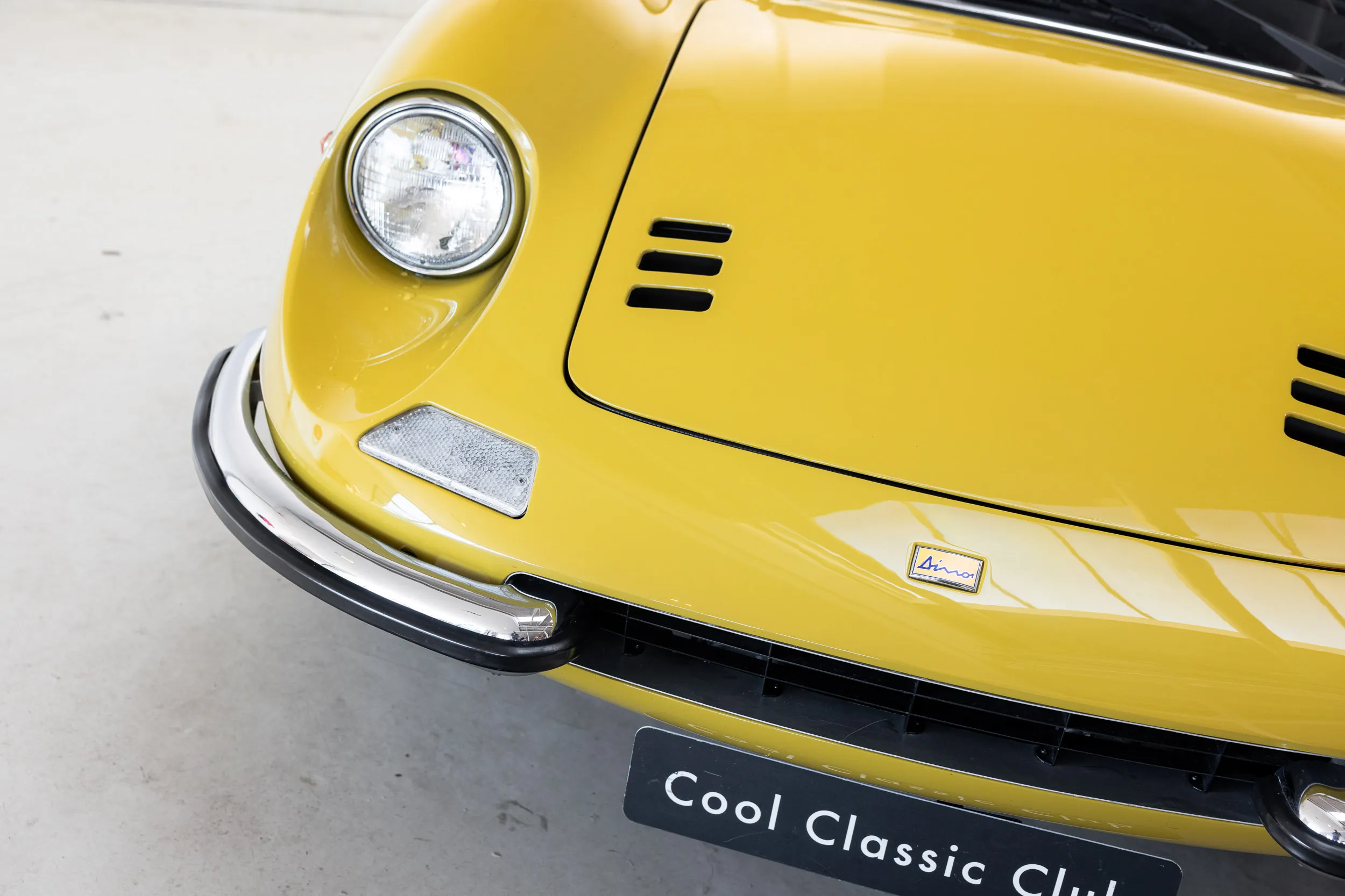 exterieur details view of Ferrari Dino 246 GT