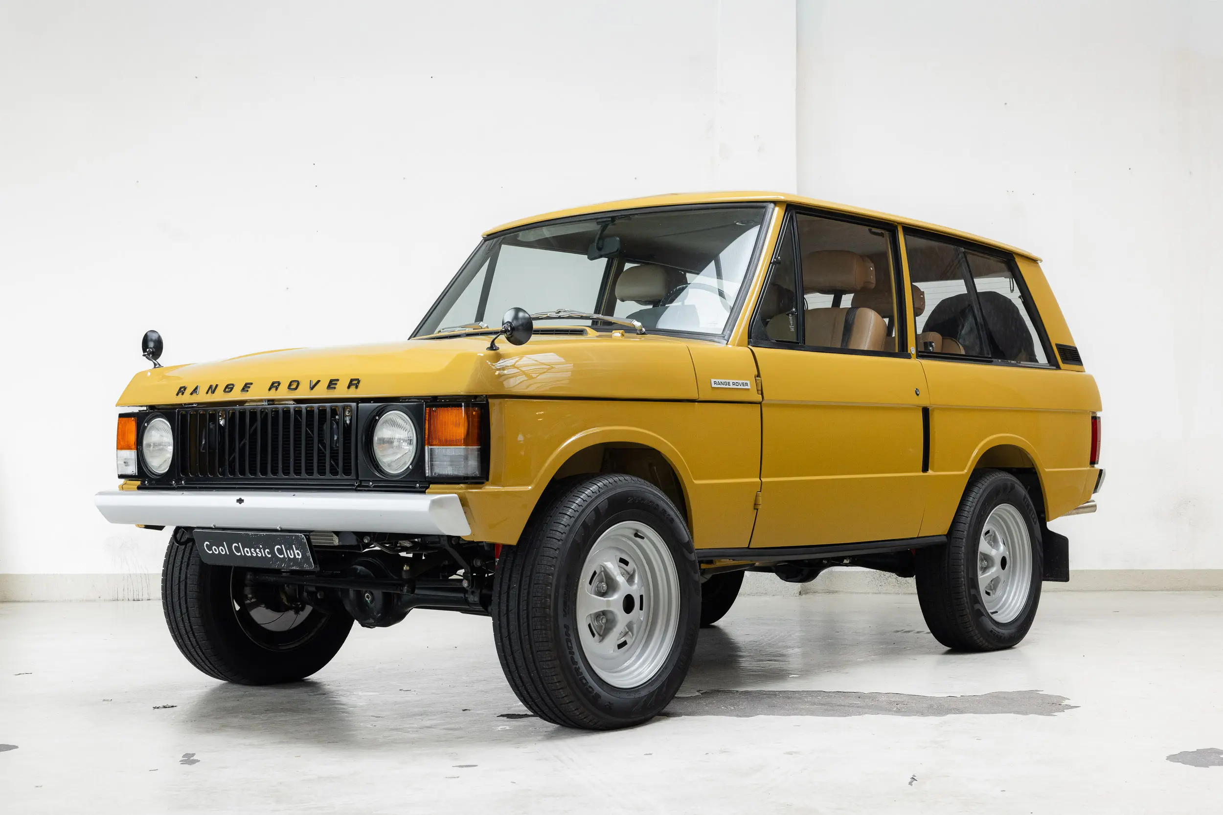 Front oblique view of the Land Rover Classic "Tophat"