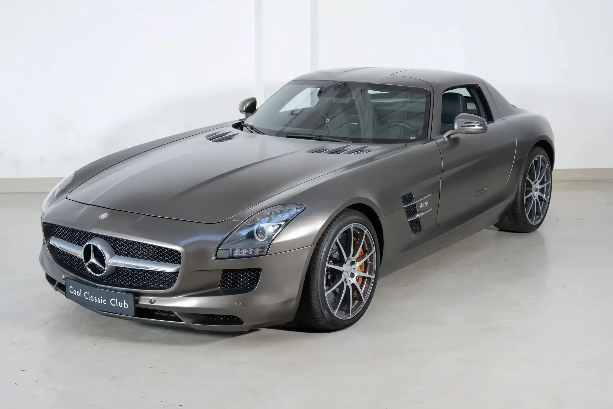 Front oblique view of the 2010 Designo Magno Sylvanite Gray  Mercedes-Benz SLS AMG 