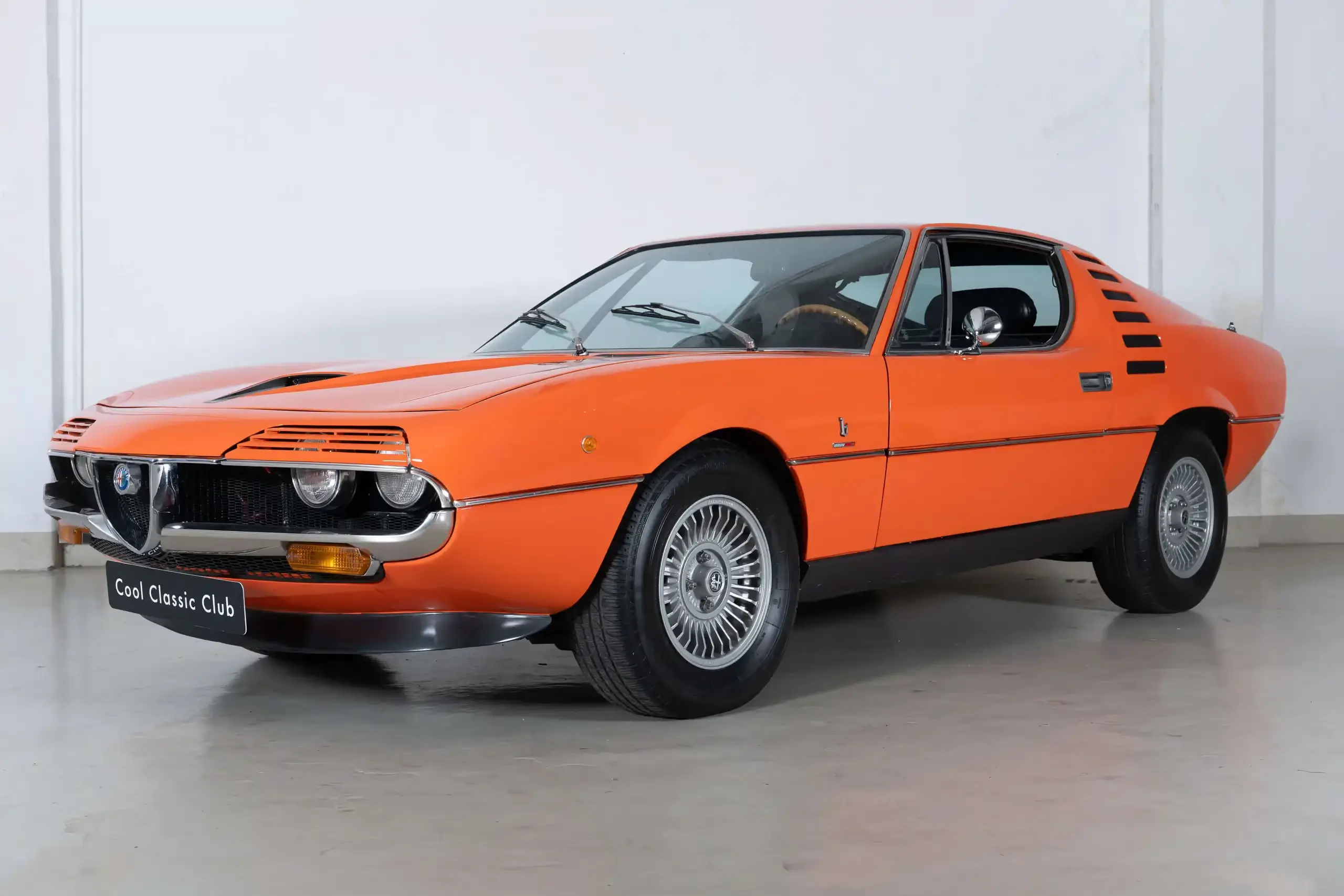 Front oblique view of the 1973 AR 601 Alfa Romeo Montreal 