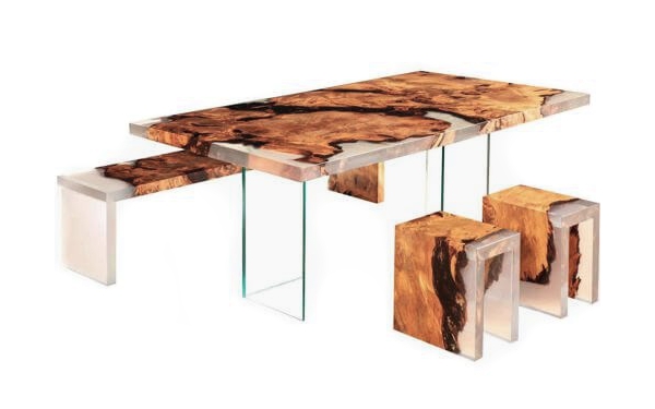 Epoxidharz Möbel und Epoxidharztisch als Designer Tisch und Design Esstisch mit hochwertiger massiver Holz Tischplatte ein Stück in Epoxidharz aus Manufaktur