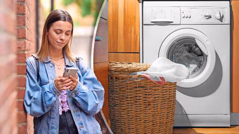 Aan de linkerkant van de foto kijkt een vrouw naar haar mobiel, terwijl rechts een wasmachine op afstand wordt bediend.