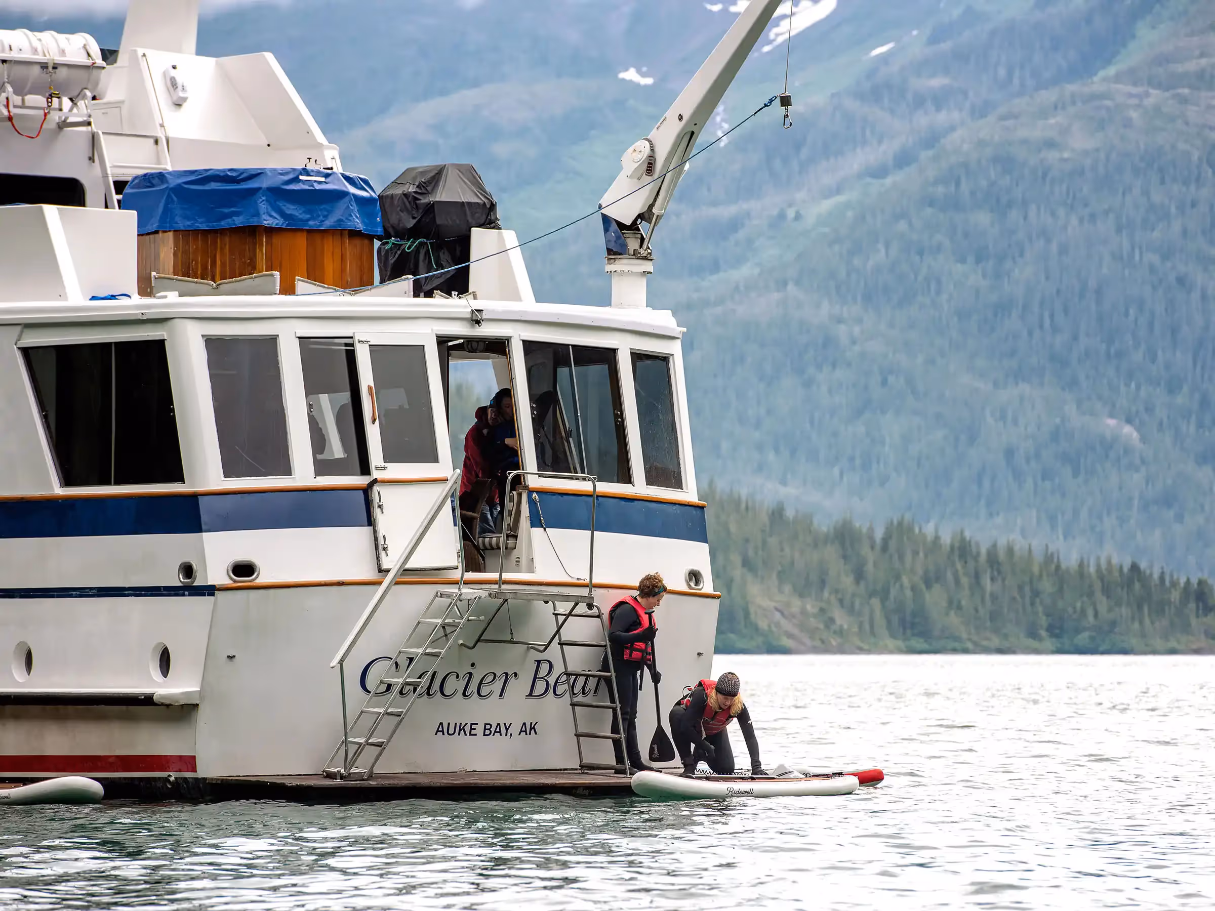 Alaska Wilderness Charters—Glacier Bear Yacht—John Schnell Photography