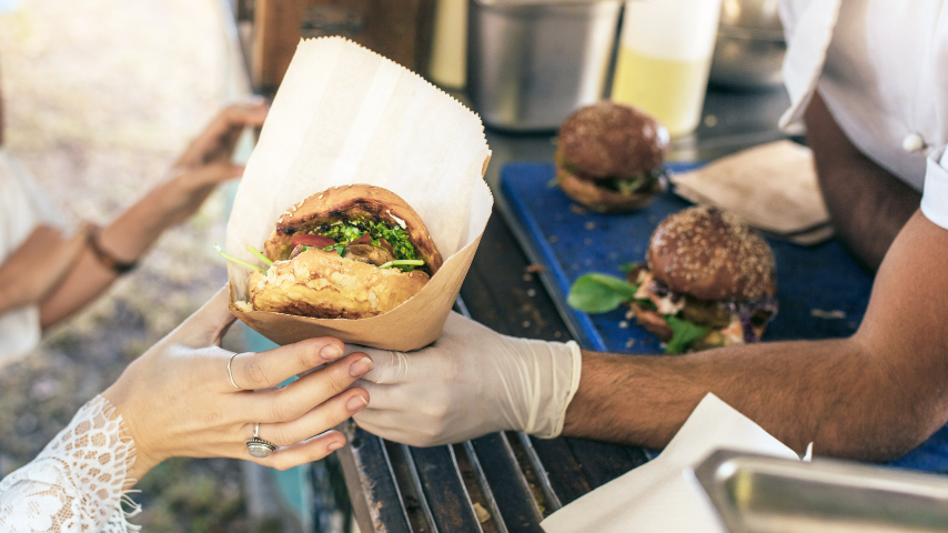 What's the risk of closing your restaurant early?