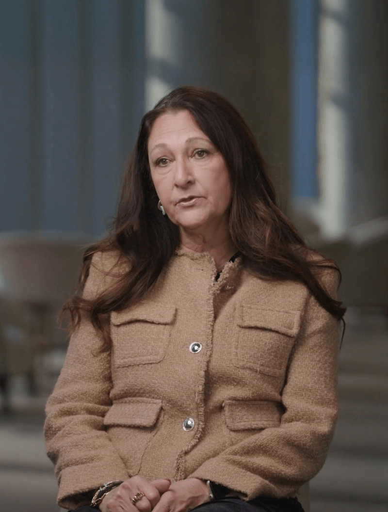 Sylvia Havel Headshot