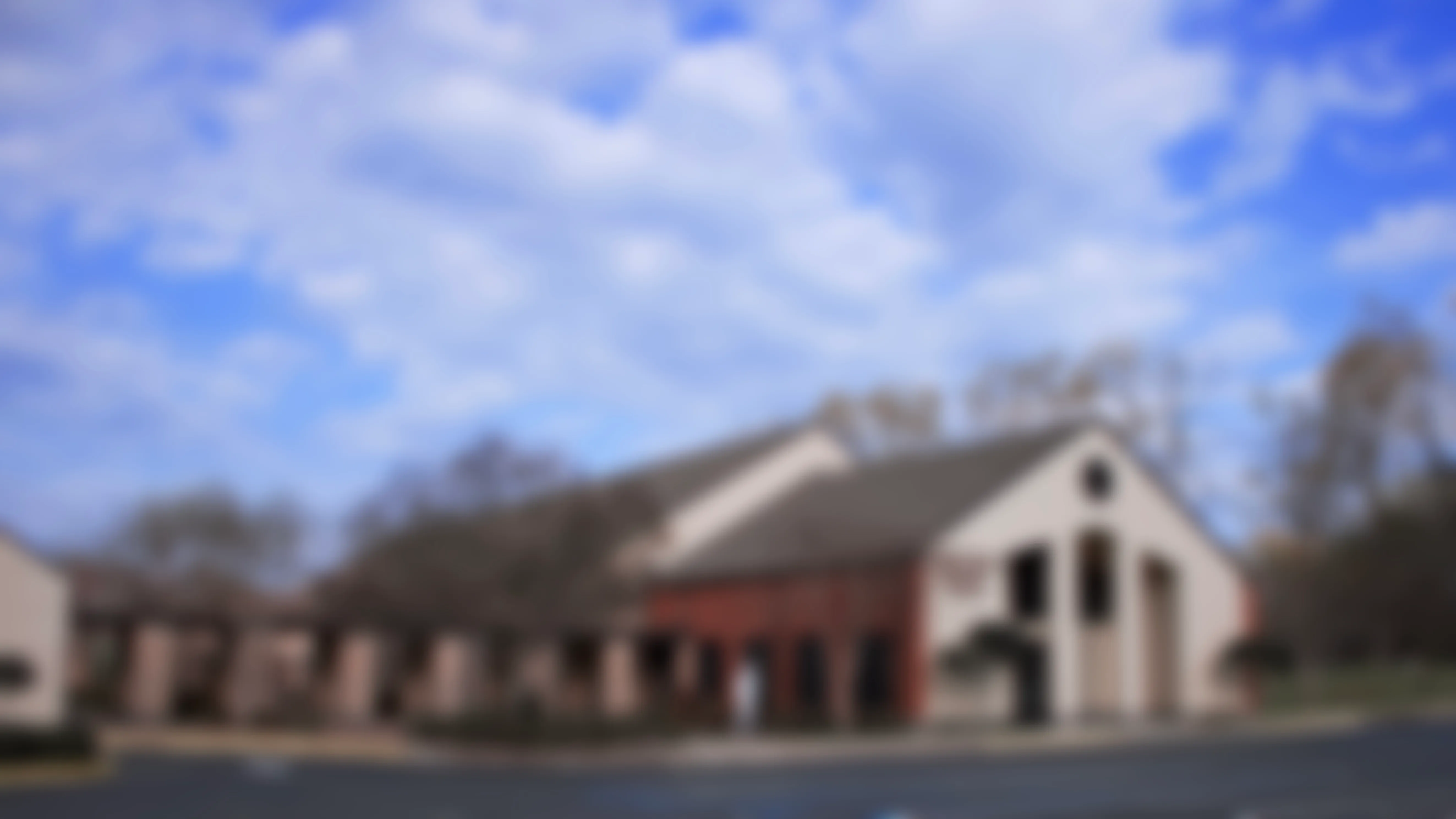 Photo of the exterior of St. Thomas the Apostle Catholic Church