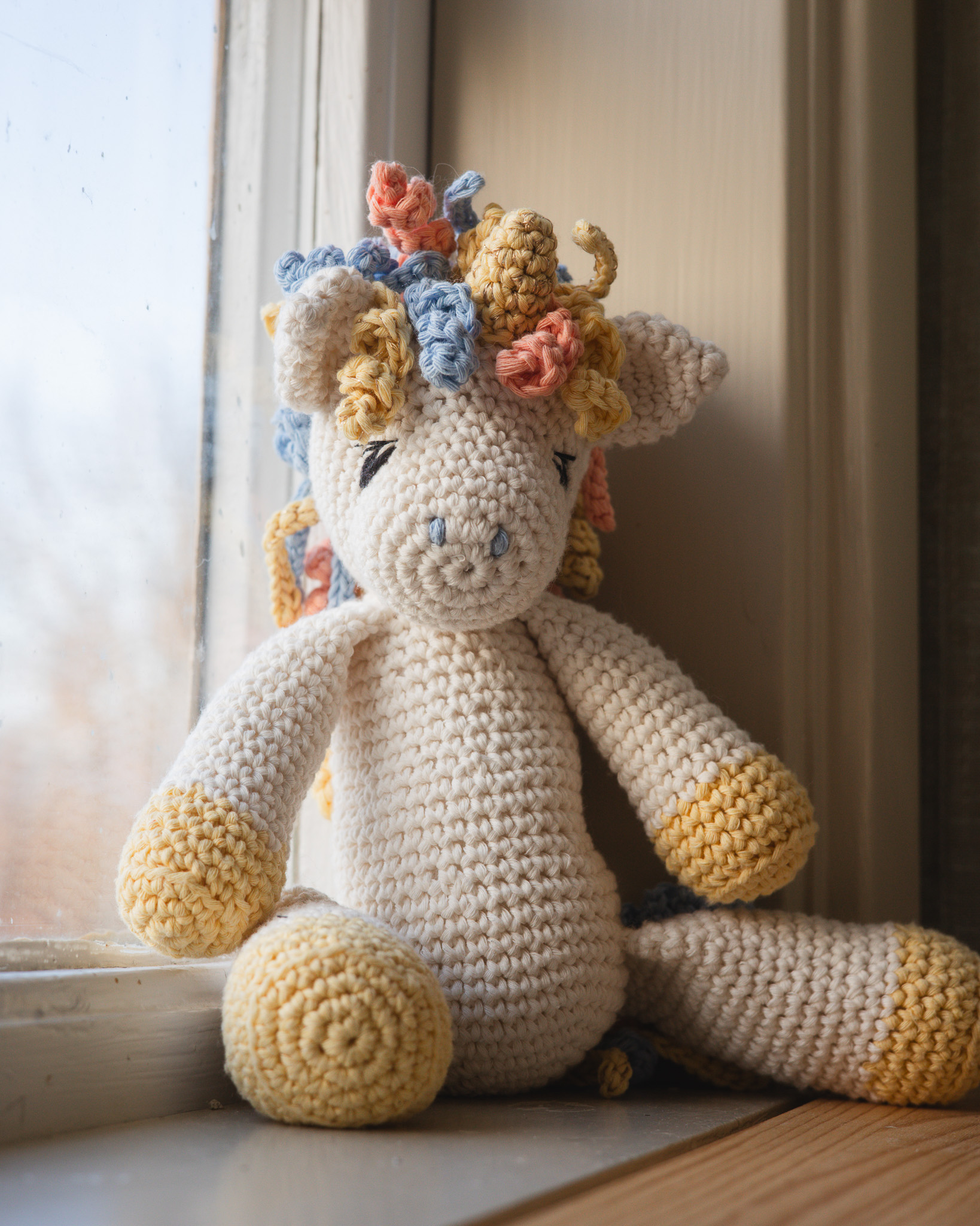 Virkad enhörning "Joy"