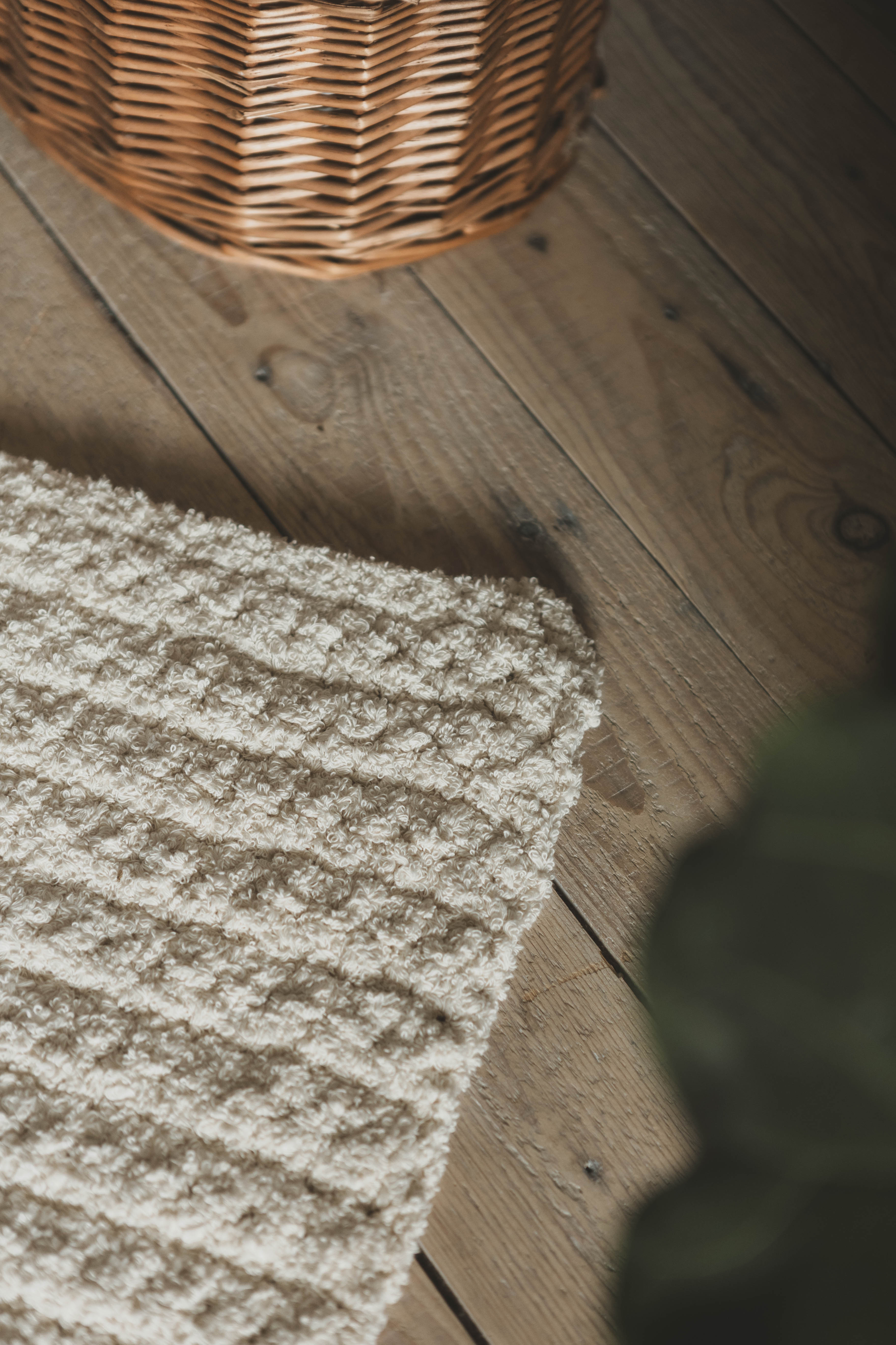 Virkad badrumsmatta "Lara"