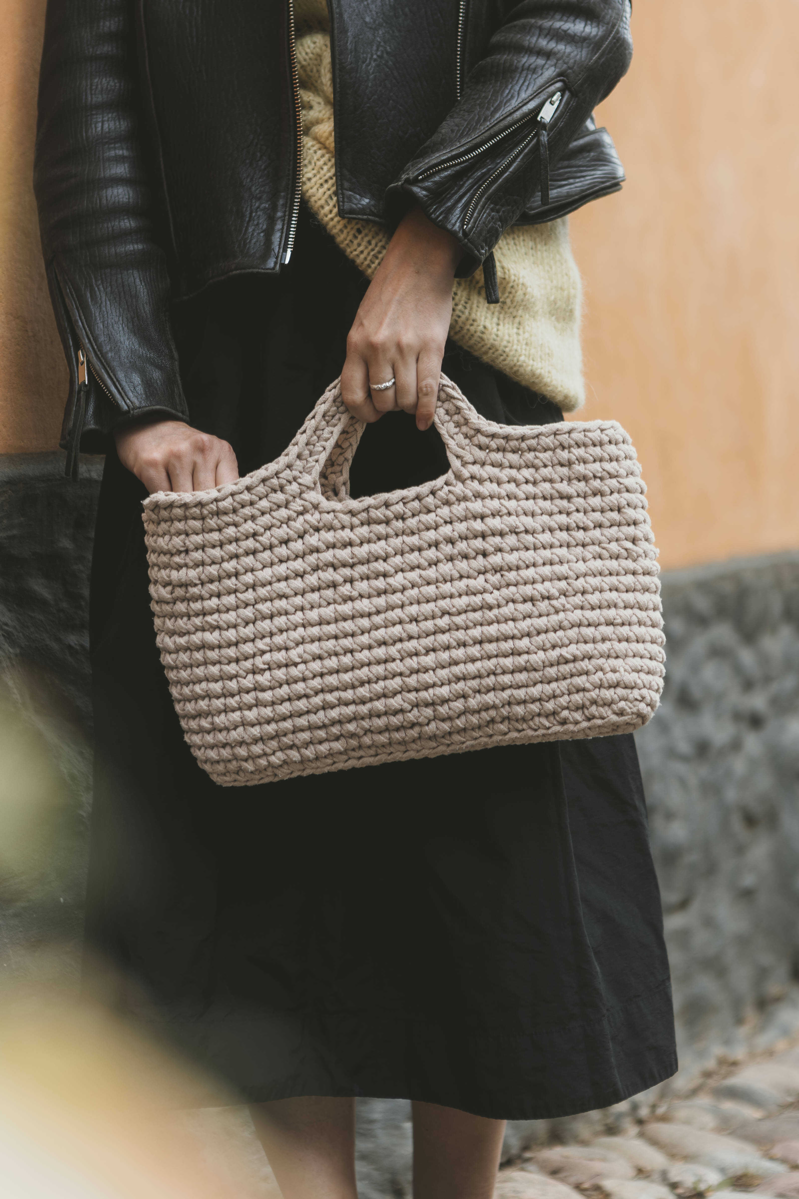 Virkad väska "Emelie"