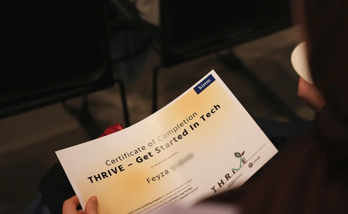 A pile of thrive branded notepads
