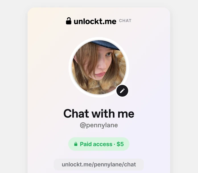 Mobile app screen titled 'Chat with me' showing a creator's Unlockt chat link with paid access at $5.