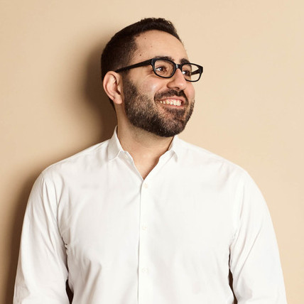 Ari Shahdadi headshot