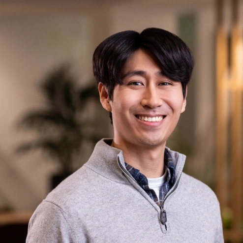 Paul Yoo headshot