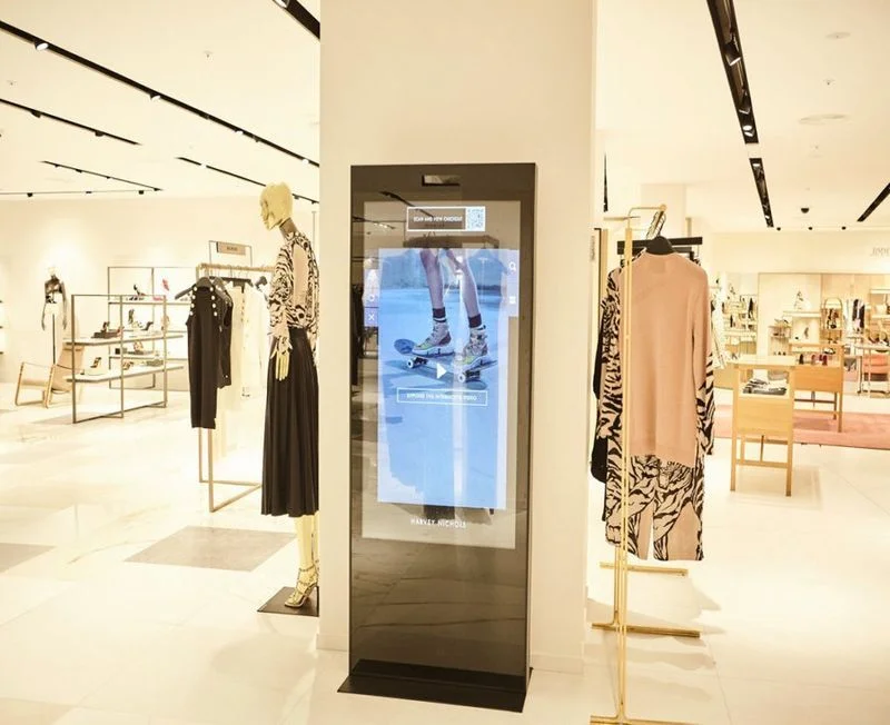 Application de réalité augmentée permettant de prévisualiser un produit au domicile d'un client